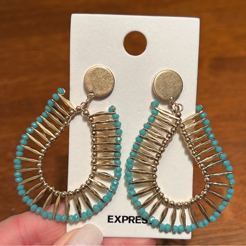NWT Express Designer Gold Tone Fashion Statement Dangle/Drop Earrings